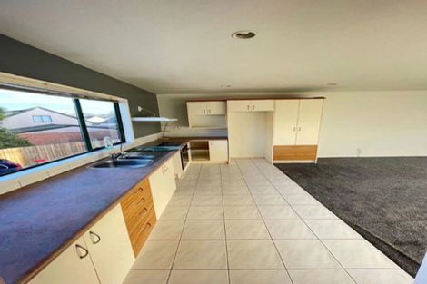 Photo of property in 12/1 Briar Way, New Lynn, Auckland, 0600