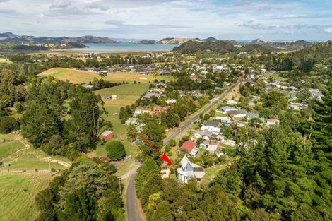 Photo of property in 465 Edward Street, Coromandel, 3506