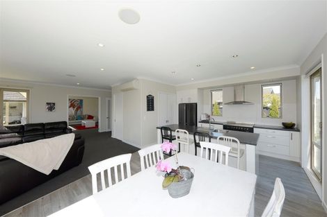 Photo of property in 4 Crown Close, Prebbleton, 7604