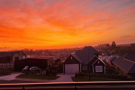 Photo of property in 14 Fisk Road, Pukekohe, 2120