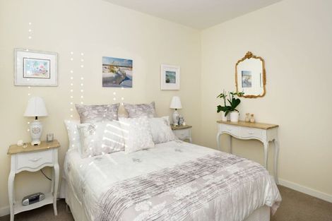 Photo of property in 83 Parkside Drive, Orewa, 0931