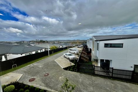 Photo of property in 28c Balthazar Road, Kumeu, 0892