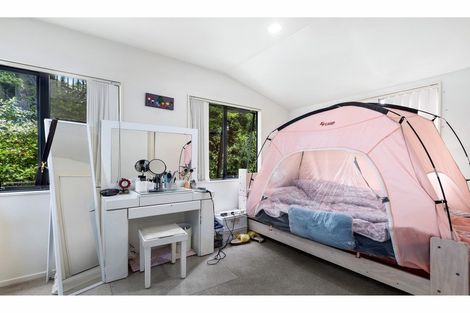 Photo of property in 1/7 Pannill Place, Oteha, Auckland, 0632