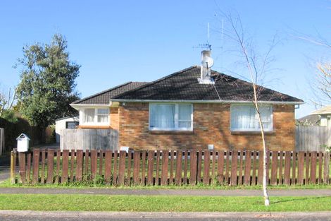 Photo of property in 22 Croall Crescent, St Andrews, Hamilton, 3200