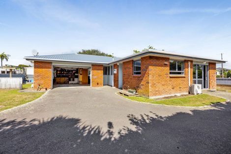 Photo of property in 20 Disraeli Street, Hawera, 4610