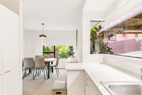 Photo of property in 2/28 Royal Road, Massey, Auckland, 0614