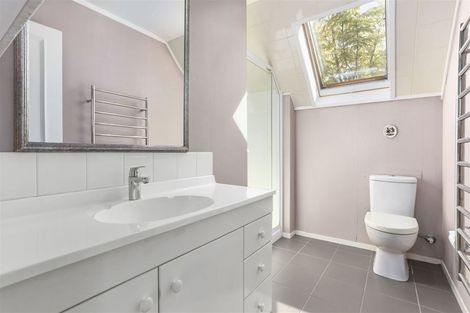 Photo of property in 3/7 Craig Road, Milford, Auckland, 0620