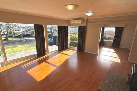 Photo of property in 18 Wells Road, Bucklands Beach, Auckland, 2012