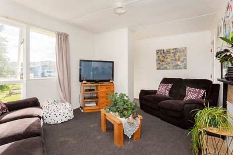 Photo of property in 23 Huxley Road, Outer Kaiti, Gisborne, 4010