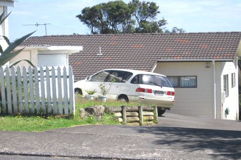 Photo of property in 2/87 Manuka Road, Bayview, Auckland, 0629