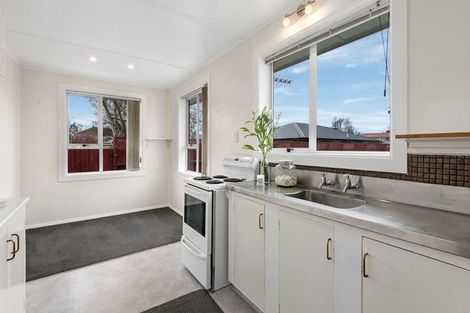 Photo of property in 20 Tiora Place, Upper Riccarton, Christchurch, 8041