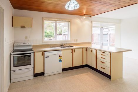 Photo of property in 21 Beatrice Place, Avonhead, Christchurch, 8042