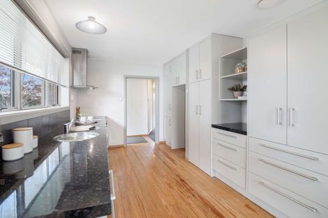 Photo of property in 14 Oakdale Street, Avonhead, Christchurch, 8042