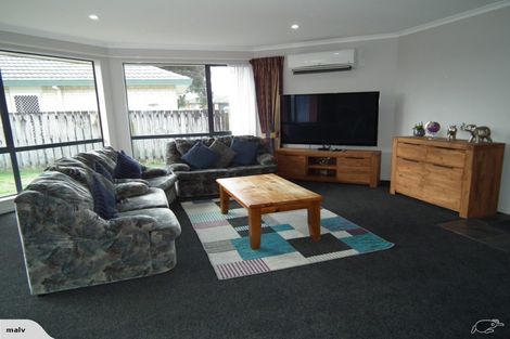 Photo of property in 34 Farnborough Drive, Nawton, Hamilton, 3200