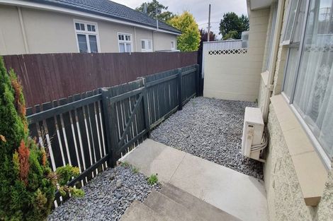 Photo of property in 2/79 Champion Street, Edgeware, Christchurch, 8013