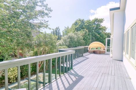 Photo of property in 2/125 Woburn Road, Woburn, Lower Hutt, 5010