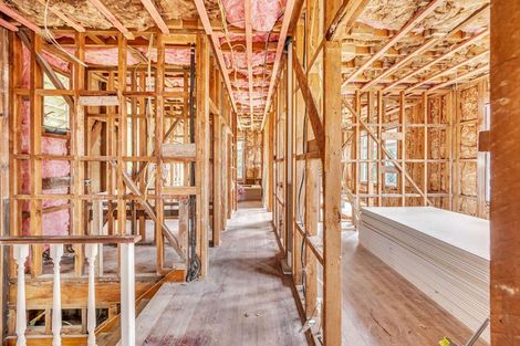 Photo of property in 3 Onslow Road, Bluff Hill, Napier, 4110