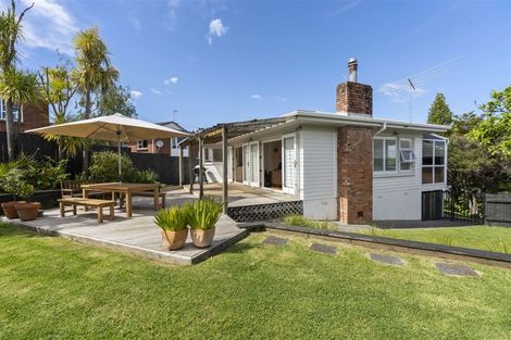 Photo of property in 50 Northboro Road, Belmont, Auckland, 0622