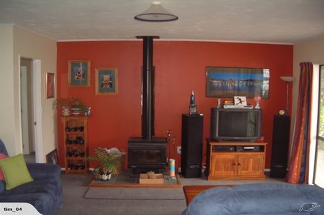 Photo of property in 32 Albatross Close, Whitby, Porirua, 5024