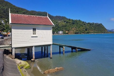 Photo of property in 1 Whiorau Grove, Lowry Bay, Lower Hutt, 5013
