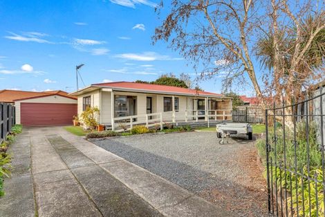Photo of property in 8a Novelle Grove, Papamoa Beach, Papamoa, 3118