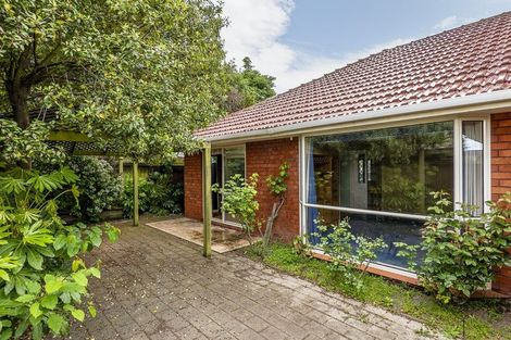 Photo of property in 2/116 Yaldhurst Road, Sockburn, Christchurch, 8042