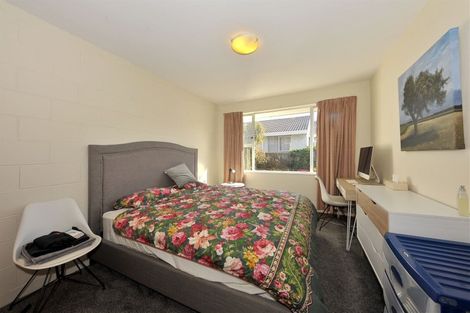 Photo of property in 2/94 Peverel Street, Riccarton, Christchurch, 8041