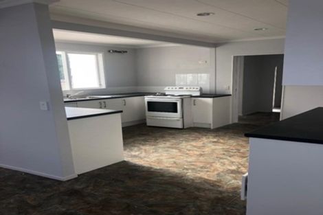 Photo of property in 24 Marere Avenue, Paraparaumu, 5032