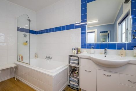 Photo of property in 35 Mckenzie Street, Levin, 5510