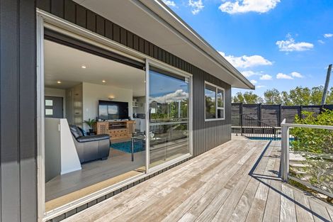 Photo of property in 300 Whangaparaoa Road, Stanmore Bay, Whangaparaoa, 0932