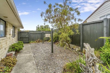 Photo of property in 44 Norfolk Crescent, Otaki Beach, Otaki, 5512