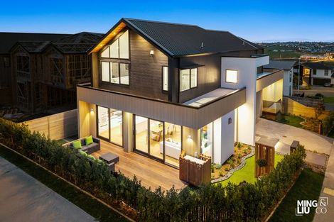 Photo of property in 34 Kumukumu Road, Long Bay, Auckland, 0630