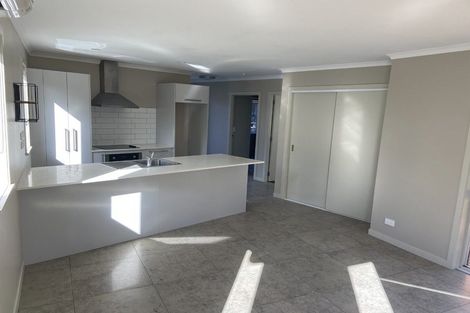 Photo of property in 6 Mill Grove, Riverhead, 0820