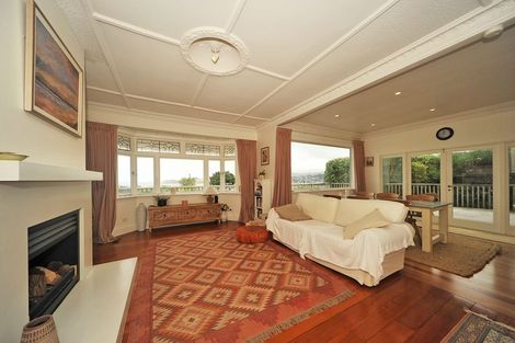 Photo of property in 25 Seatoun Heights Road, Miramar, Wellington, 6022