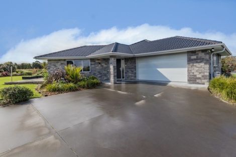 Photo of property in 6 Summerfield Way, Parahaki, Whangarei, 0112