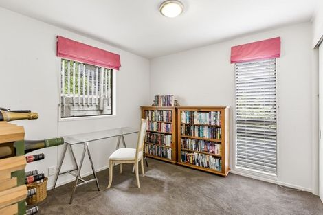 Photo of property in 30 Maxwelton Drive, Mairangi Bay, Auckland, 0630