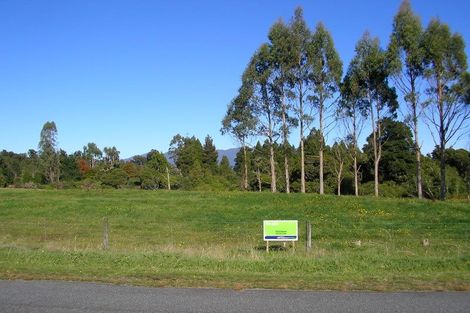 Photo of property in Arnold Road, Moana, 7872