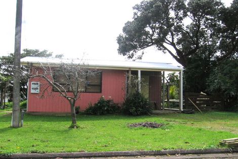 Photo of property in 8 Tatahi Street, Te Puru, Thames, 3575
