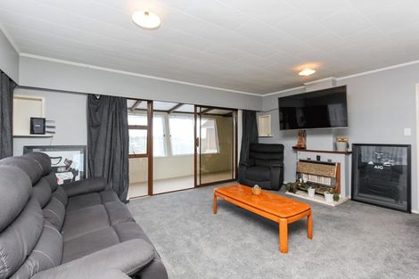 Photo of property in 5 Bronte Place, Whalers Gate, New Plymouth, 4310