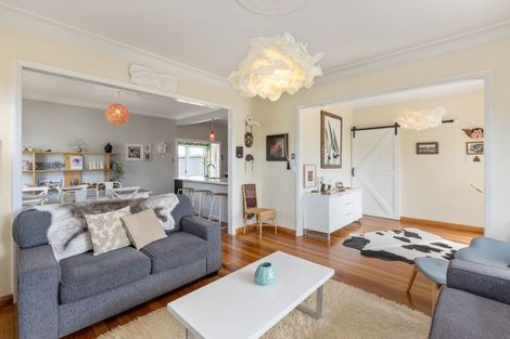 Photo of property in 1111a Heretaunga Street East, Parkvale, Hastings, 4122