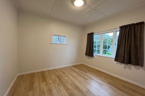 Photo of property in 9 Akarana Avenue, Mount Roskill, Auckland, 1041
