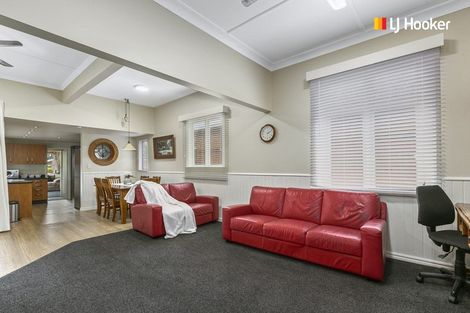 Photo of property in 376 Bay View Road, Saint Clair, Dunedin, 9012