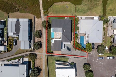 Photo of property in 38 Rita Way, Omaha, 0986