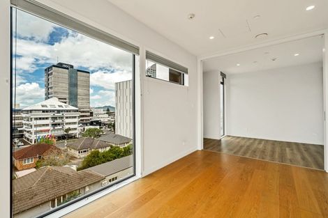 Photo of property in Frank Sargeson Apts, 403/74 Anzac Street, Takapuna, Auckland, 0622