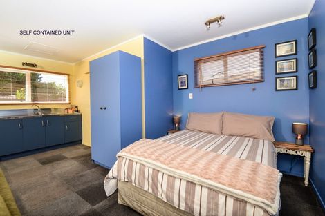 Photo of property in 2 Saint Olpherts Avenue, Hamilton East, Hamilton, 3216