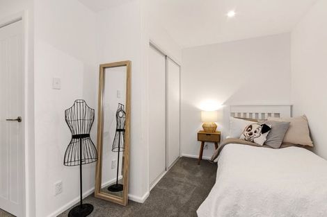 Photo of property in 17 Liverton Crescent, Bishopdale, Christchurch, 8053