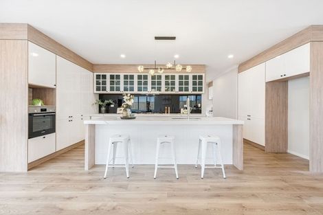 Photo of property in 60 Hikuawa Road, Flat Bush, Auckland, 2019