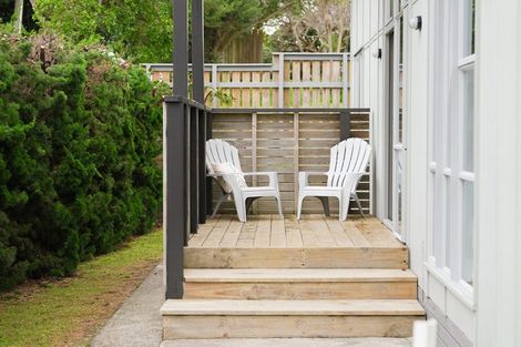 Photo of property in 2a Kokako Road, Otaihanga, Paraparaumu, 5036