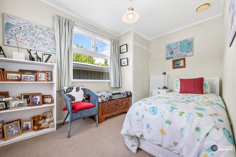 Photo of property in 11 Pinehaven Road, Pinehaven, Upper Hutt, 5019