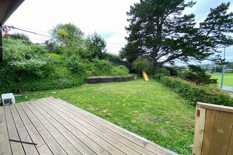 Photo of property in 16 Woodlands Crescent, Browns Bay, Auckland, 0630